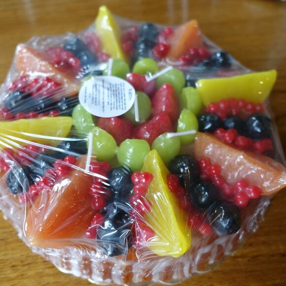 Anthropologie Italian Fruit-Topped Cake Flan Dessert-Shaped Wax Candle - Picture 7 of 14